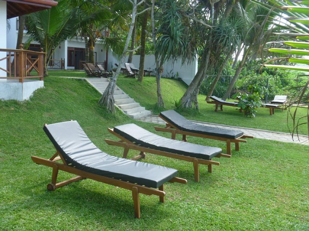 Aussie Swiss Hotel เวลิกามา ภายนอก รูปภาพ