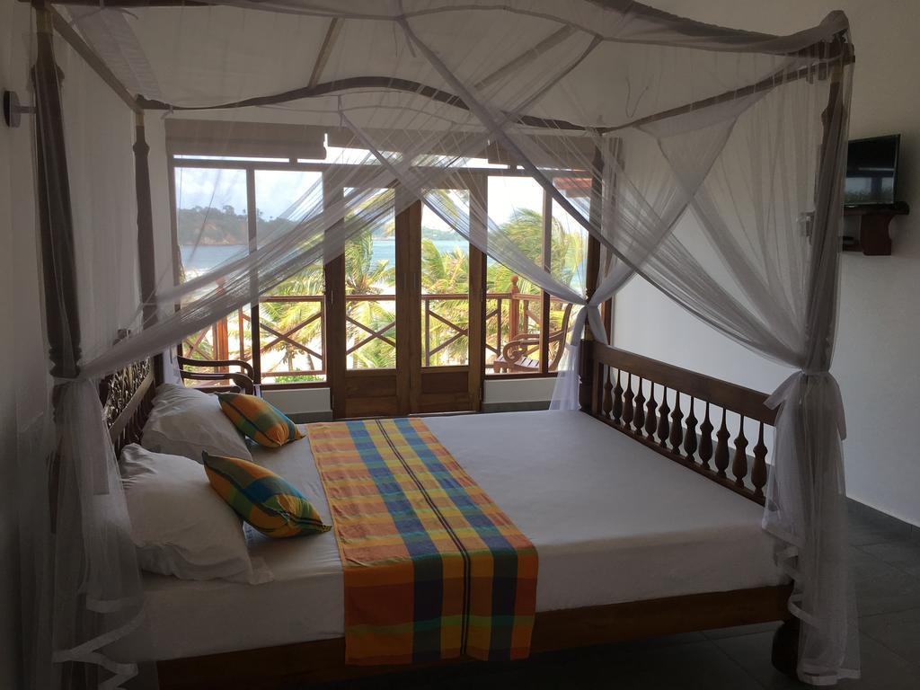 Aussie Swiss Hotel เวลิกามา ภายนอก รูปภาพ